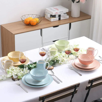 16-Pieces Multi-Color Porcelain Dinnerware Set